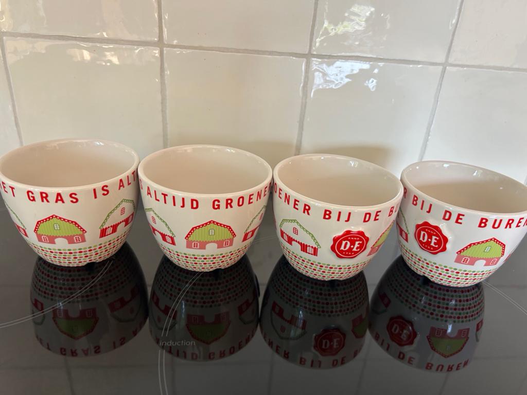 Cadeau tip: DE kommetjes 'Het gras is altijd groener', Huis en Inrichting, Keuken | Servies, Keramiek, Ophalen of Verzenden, Zo goed als nieuw
