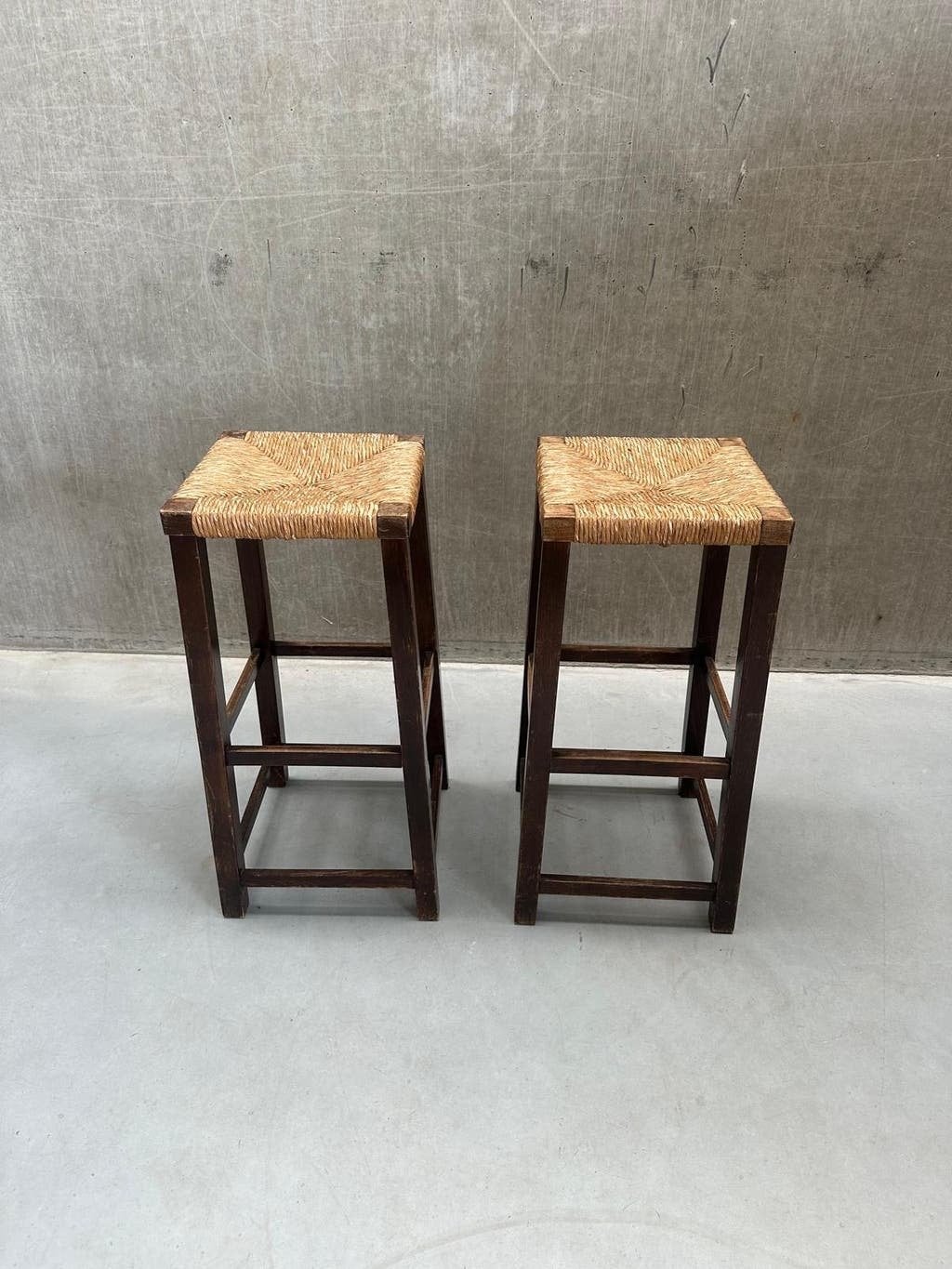 Set Vintage Barkrukken Eikenhout Met Rieten Zitting, Gebruikt, 60 tot 90 cm, Ophalen of Verzenden, X