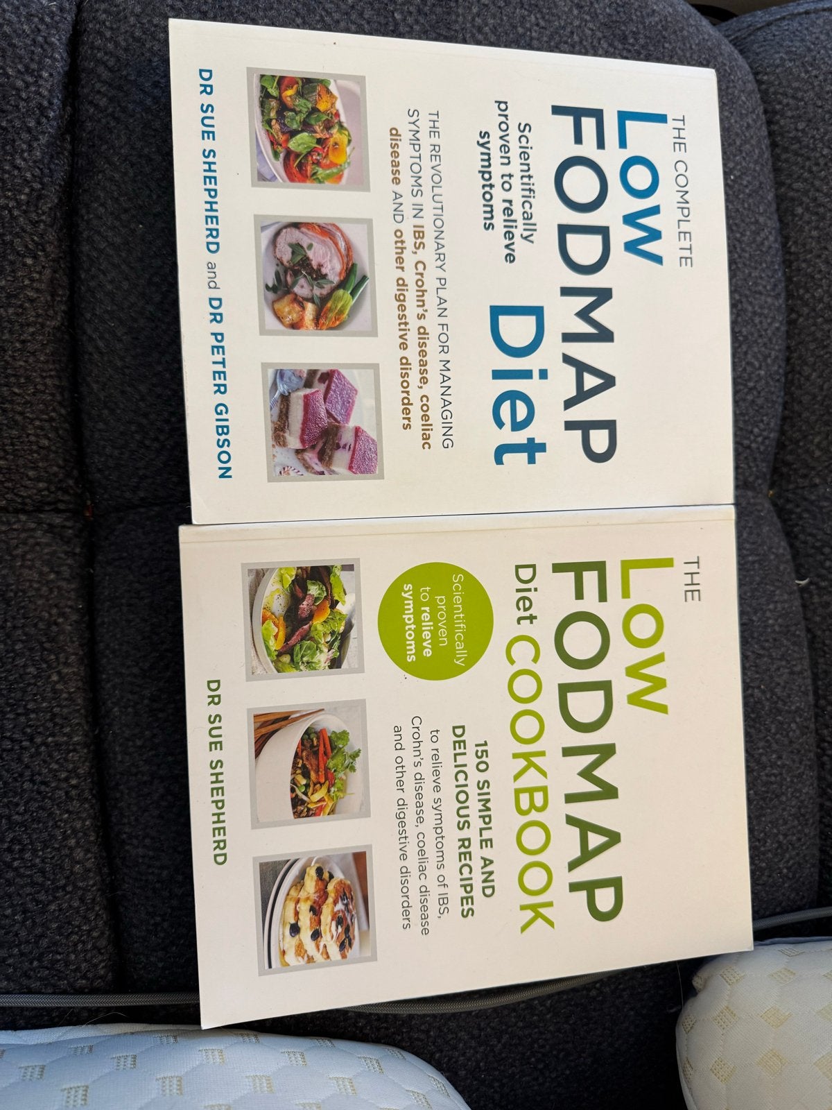Low FODMAP Diet & Cookbook - Dr. Sue Shepherd (Engels), Hoofdgerechten, Ophalen of Verzenden, Zo goed als nieuw, Gezond koken