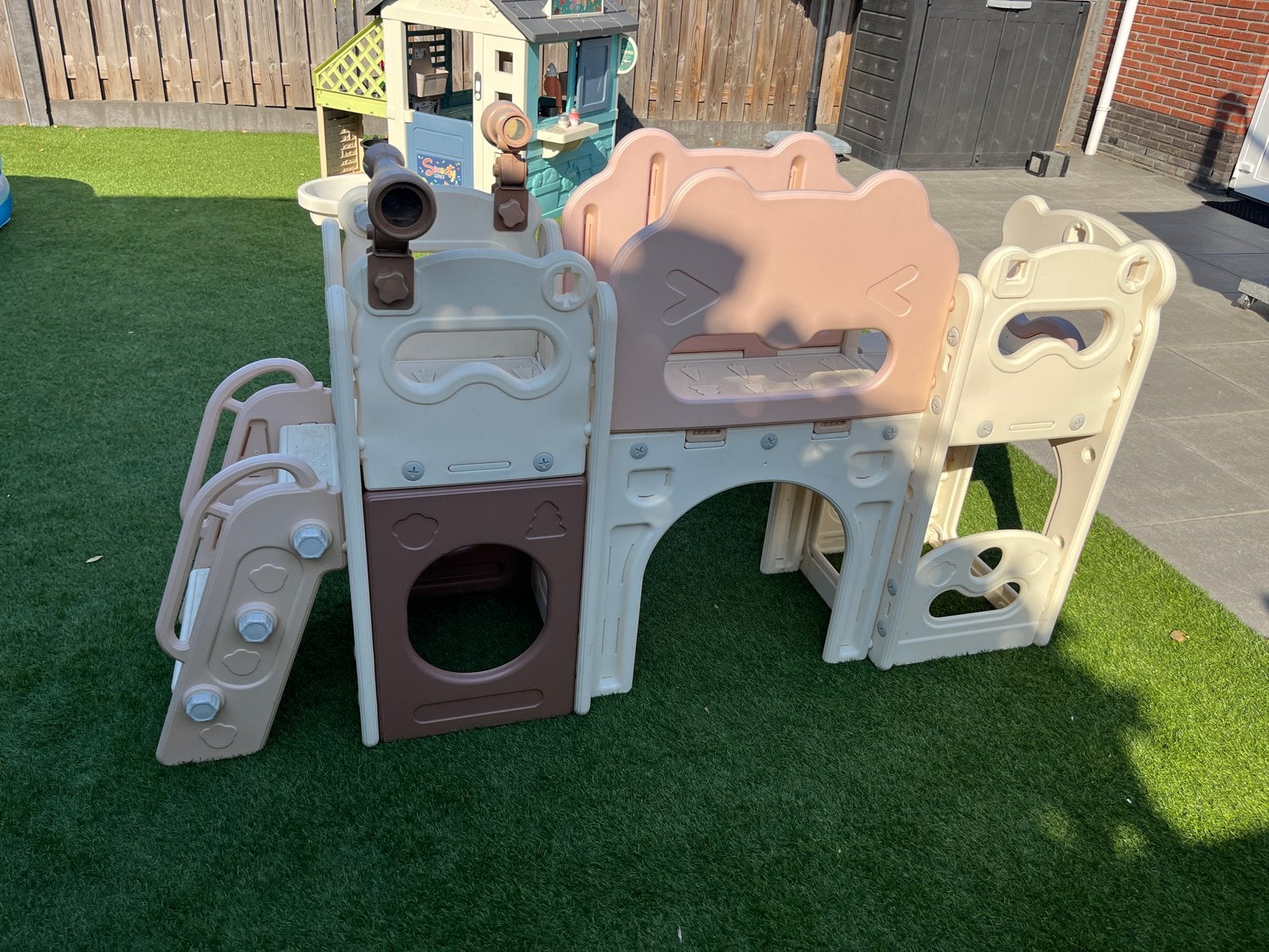 Speeltoren Kasteel XL Creme/Bruin met Glijbaan voor Kinderen, Kinderen en Baby's, Speelgoed | Buiten | Speeltoestellen, Ophalen