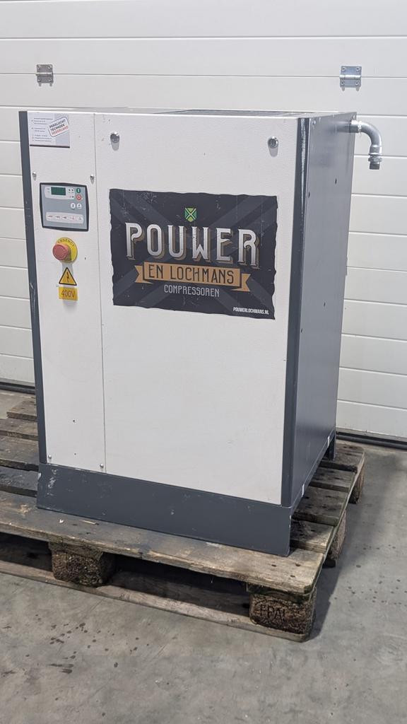 Schroefcompressor 7,5 kw, Gebruikt, Geluidgedempt, 10 bar of meer, 100 liter of meer