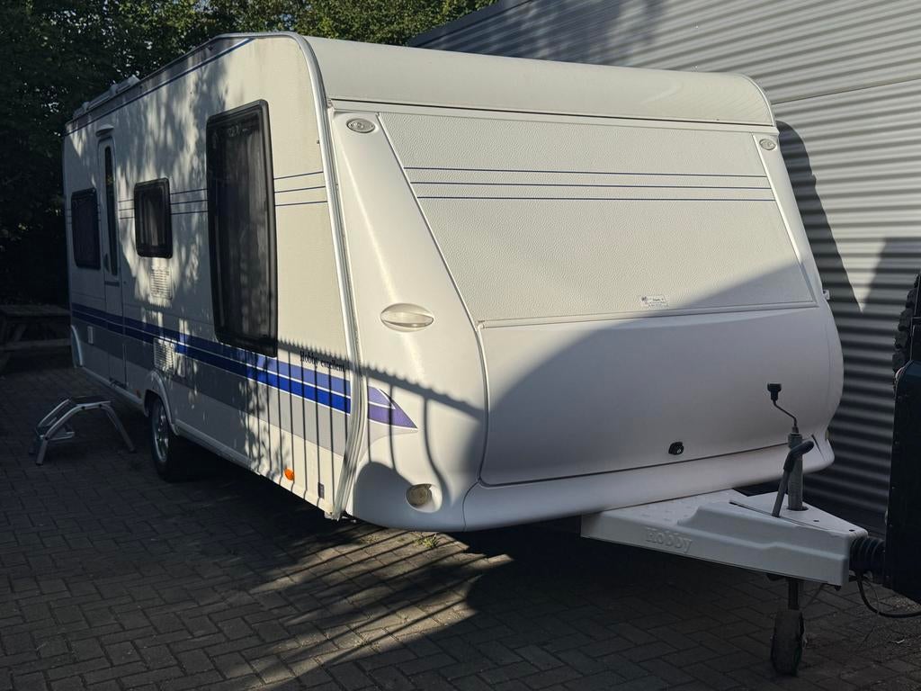 Hobby 560 UFF Excellent - Queensbed - Reda tent - Rijklaar, Rondzit, Hobby, Particulier, Schokbreker