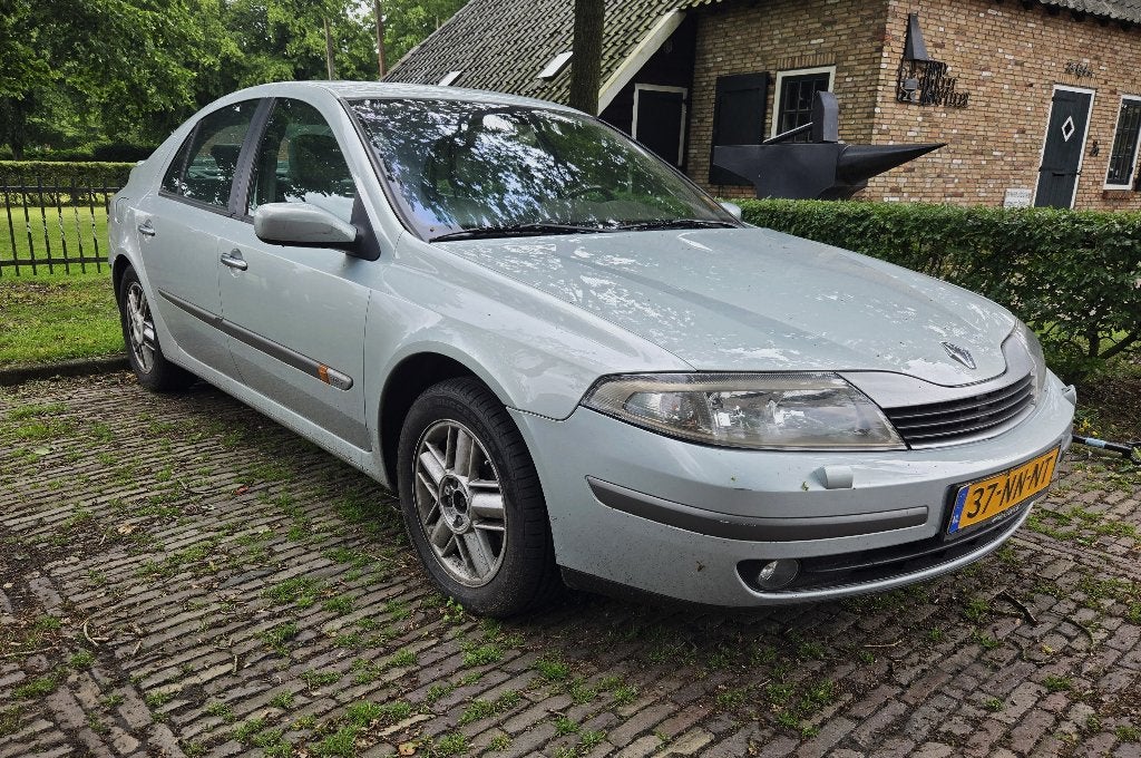 Renault Laguna voor onderelen /  loop of sloop, Ophalen of Verzenden, Gebruikt, Renault