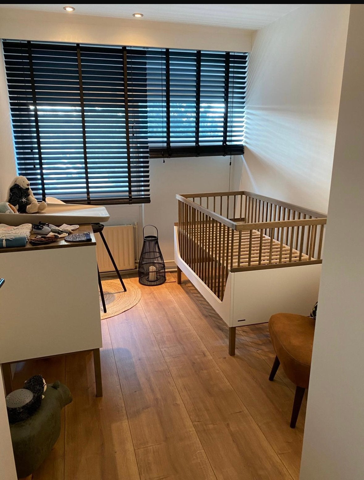 Juniorbed en ledikant in 1, Ophalen, Zo goed als nieuw, Jongetje of Meisje
