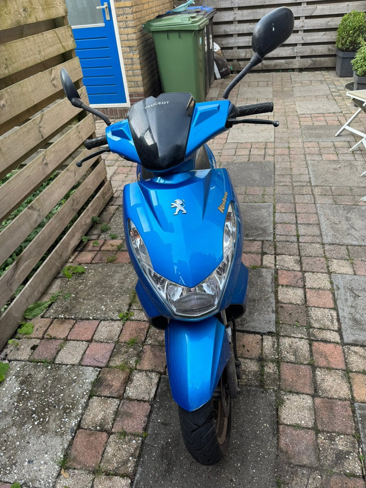 Peogeot kisbee, Fietsen en Brommers, Scooters | Peugeot, Gebruikt, Overige modellen, Maximaal 25 km/u, Benzine, Ophalen of Verzenden