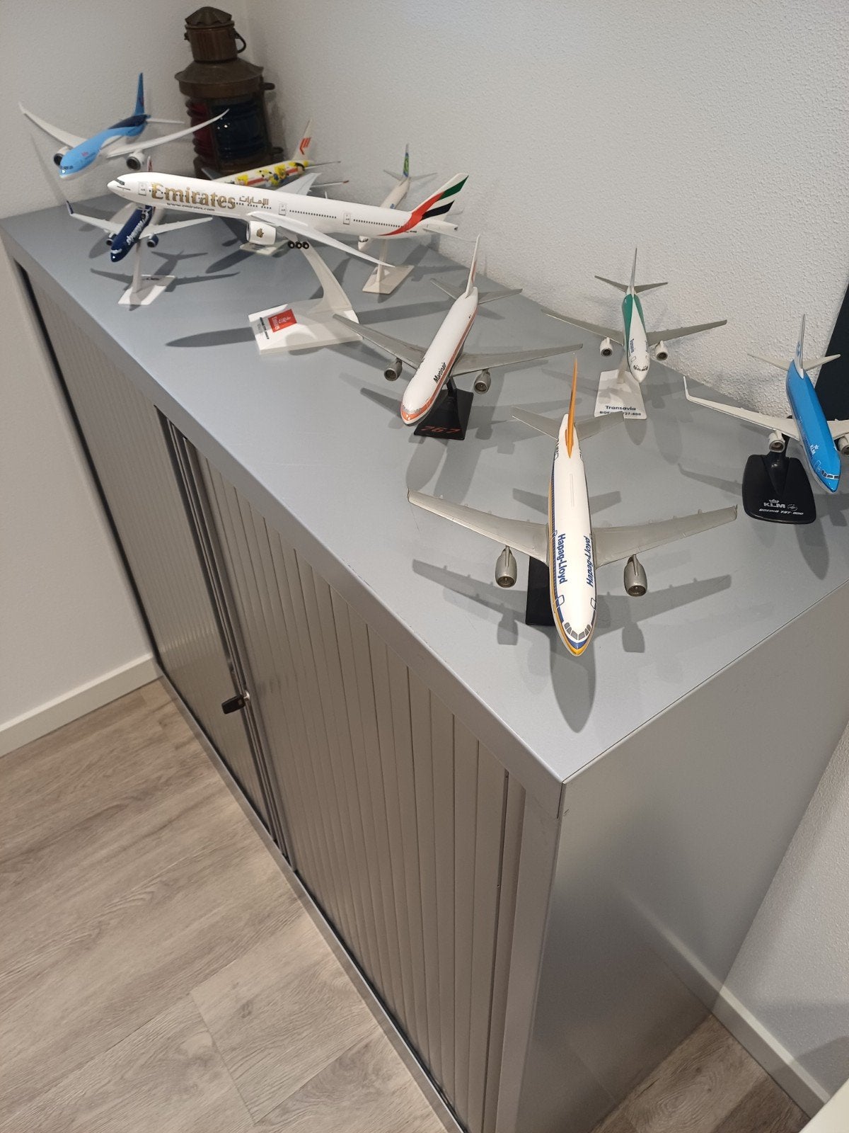 13 vliegtuigjes, Ophalen, Zo goed als nieuw, 1:72 tot 1:144, Overige merken