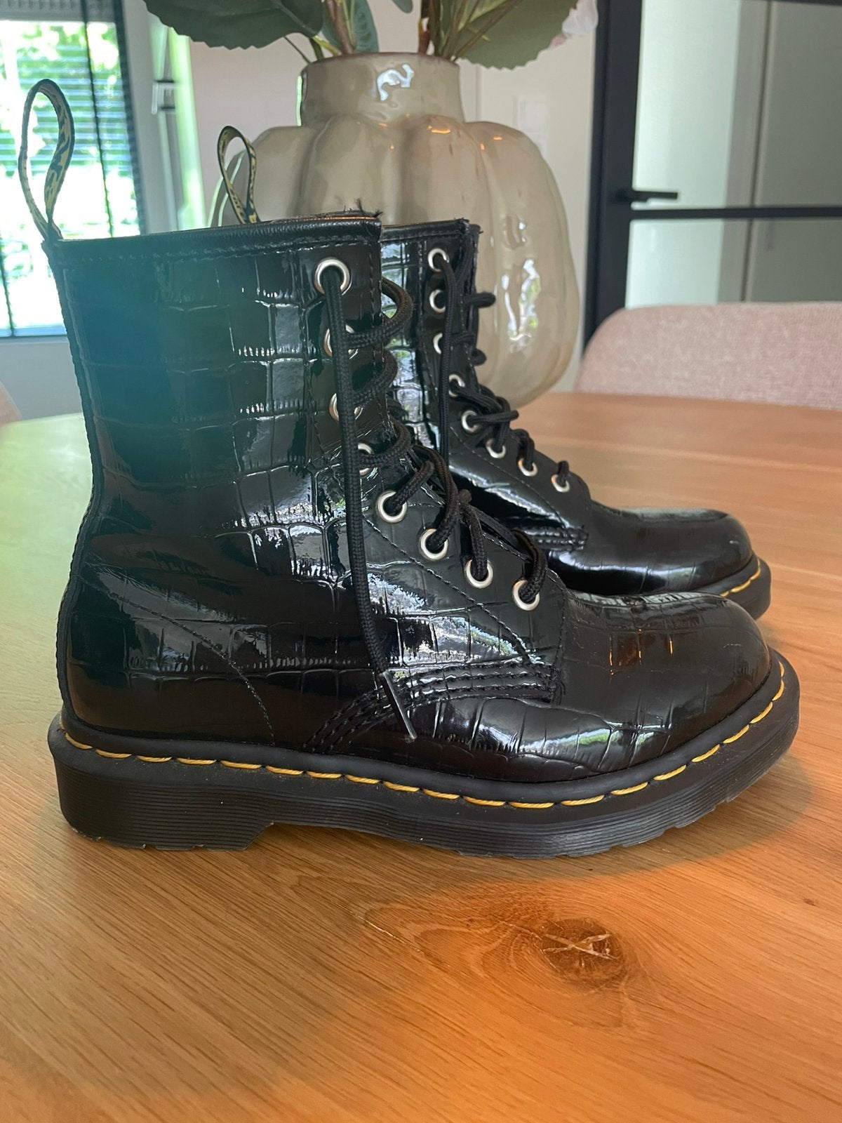 Dr Martens mt 37 ZGAN!, Kleding | Dames, Schoenen, Ophalen of Verzenden, Zo goed als nieuw, Zwart