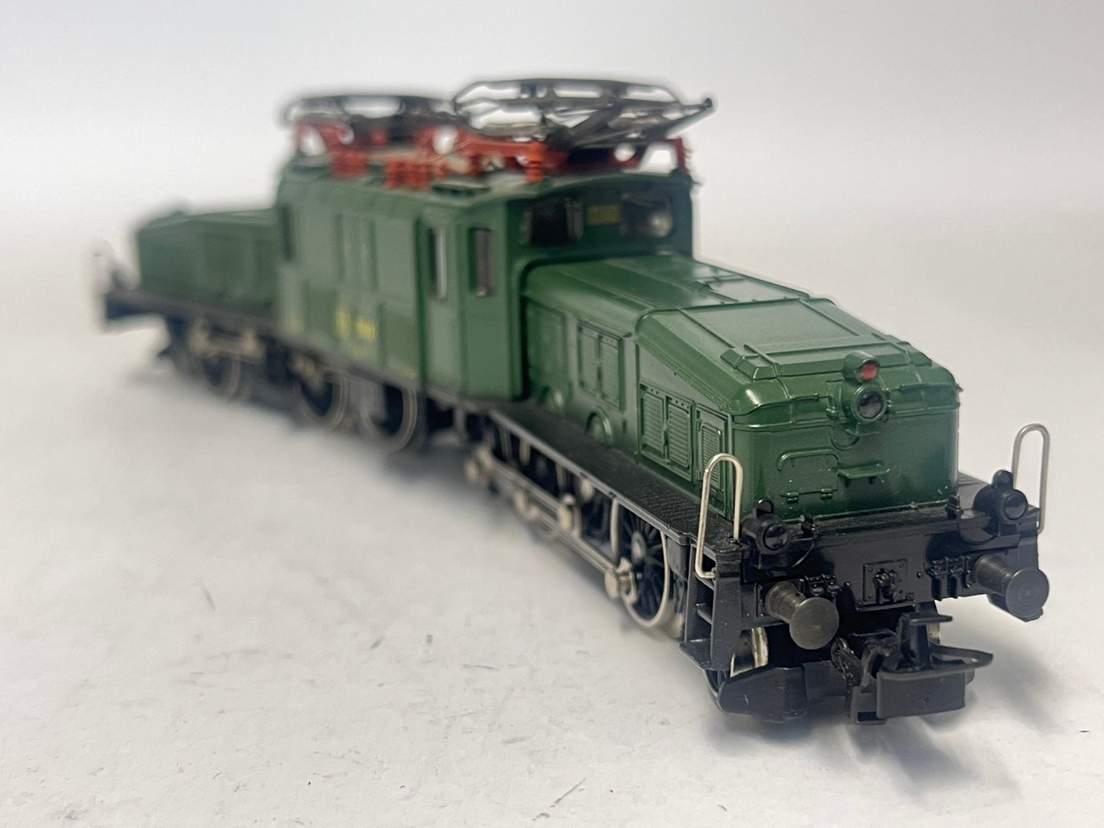 ** NIEUWSTAAT ** DIGITAAL ** KROKODIL ** Märklin 3056 **, Hobby en Vrije tijd, Modeltreinen | H0, Wisselstroom, Locomotief, Ophalen of Verzenden