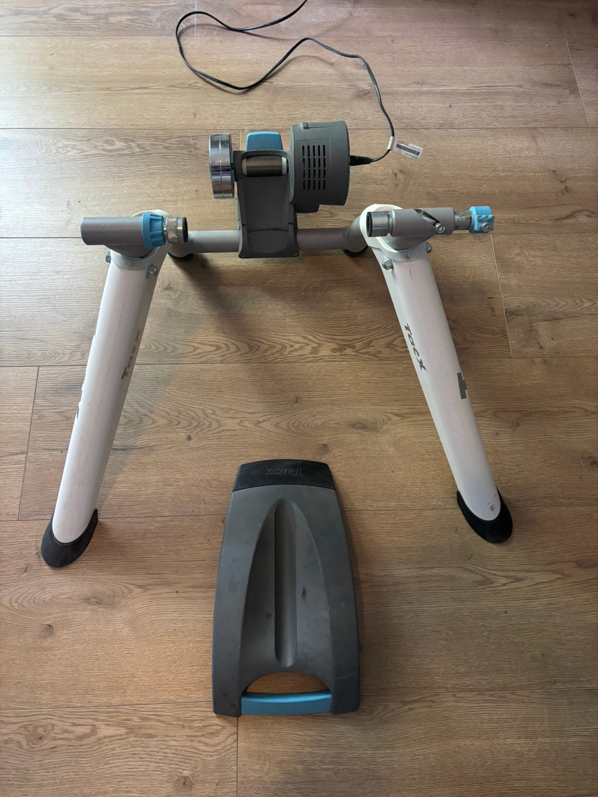 Tacx T2240 Flow Smart fietstrainer, Sport en Fitness, Ophalen, Zo goed als nieuw, Overige typen