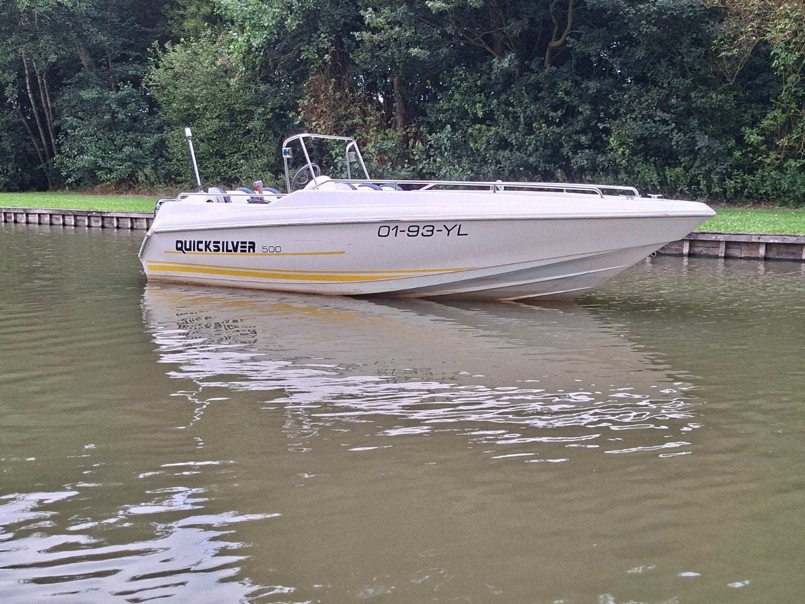 quicksilver 500 met 60 pk 4-takt, Watersport en Boten, Vis- en Consoleboten, Ophalen, Viertaktmotor, 5 m, Quicksilver