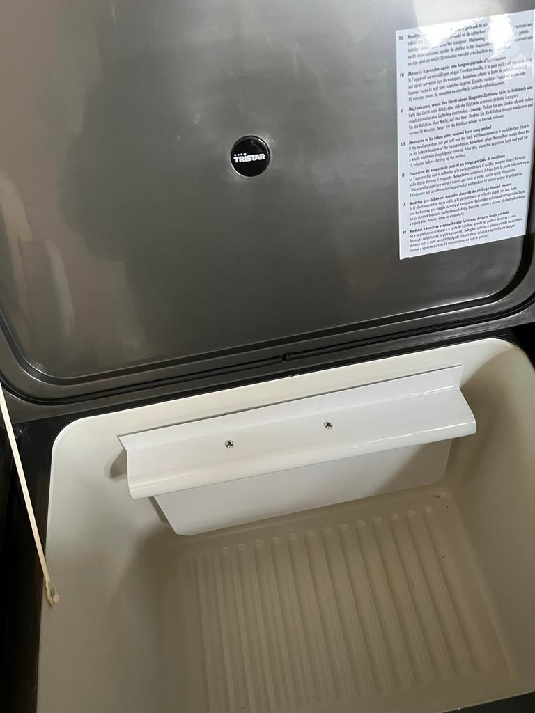 Tristar Koelbox KB-7345 - Compact en Draagbaar, Ophalen, Minder dan 75 liter, Zonder vriesvak, Gebruikt