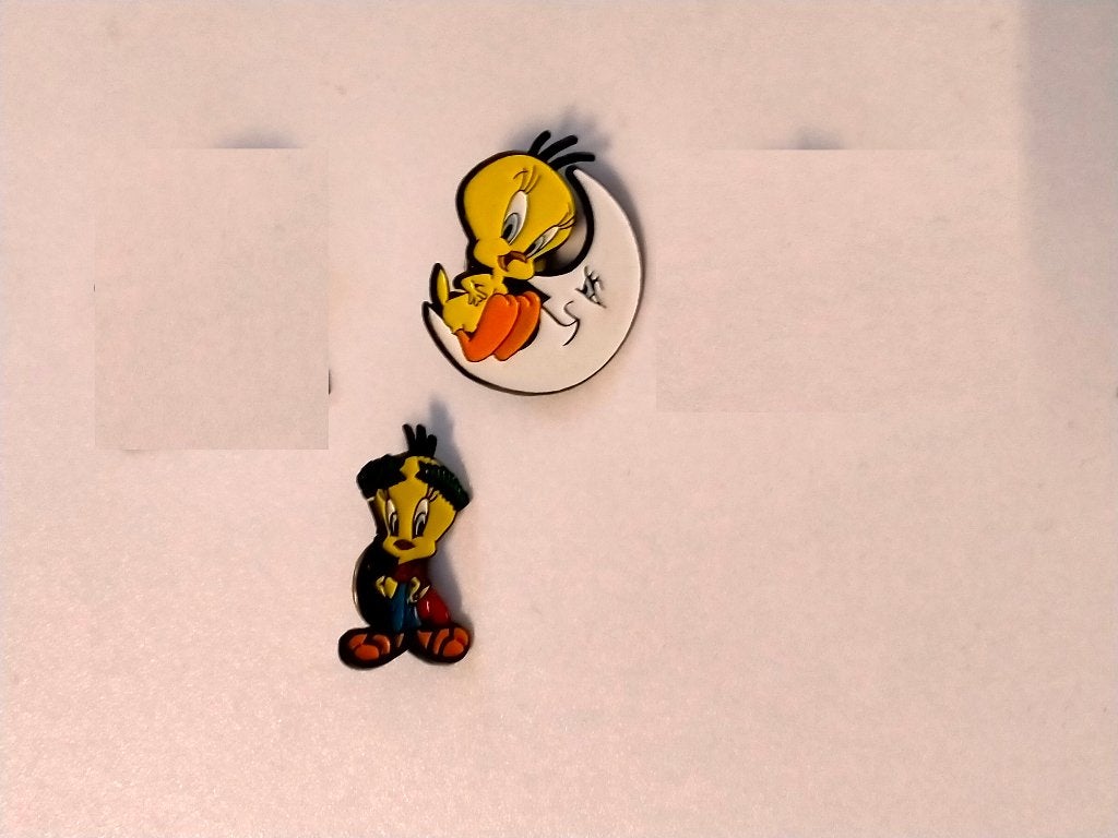 Tweety Sylvester Looney Tunes tv tekenfilm strip pins pin, Verzamelen, Speldjes, Pins en Buttons, Ophalen of Verzenden, Gebruikt