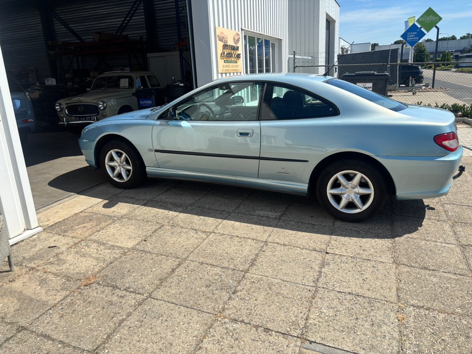 Peugeot 406 2.0 16V Coupe AUT 2002 Blauw, Auto's, Zwart, 4 cilinders, Origineel Nederlands, Elektrische ramen