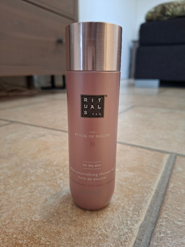 NIEUWE Rituals of sakura shower oil 200 ml, Ophalen of Verzenden, Nieuw, Bad & Douche