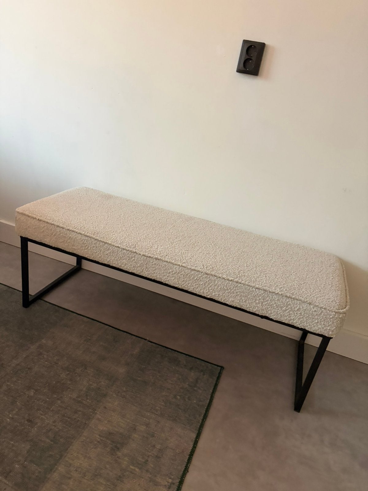 KARWEI bankje Pien boucle, Huis en Inrichting, Ophalen, Zo goed als nieuw, Rechthoekig, 125 cm of meer