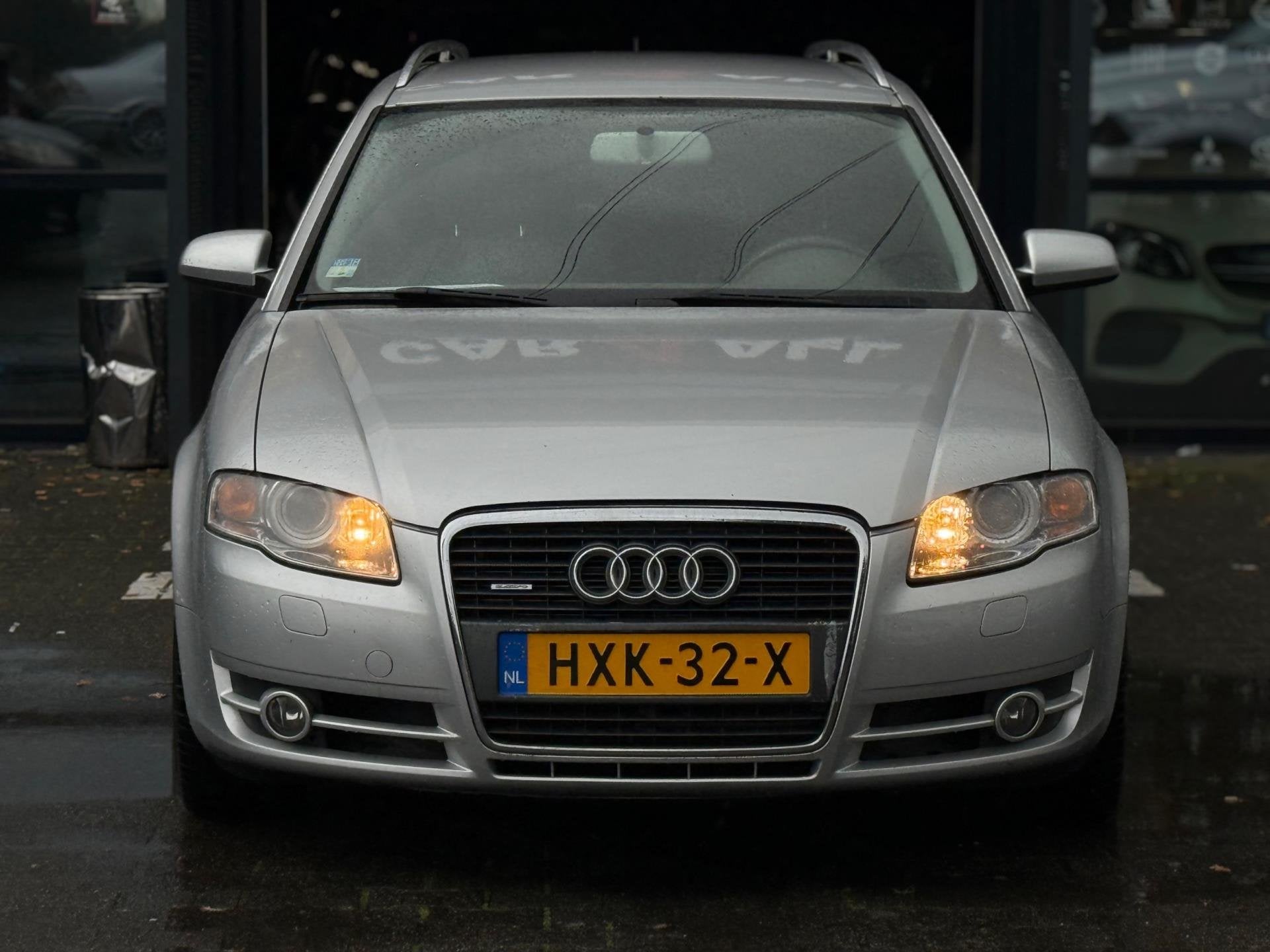 Audi A4 Avant 2.0 TFSI quattro AUTOMAAT/NAVI/STLVRM/APK 13-8, Auto's, Automaat, Stof, Gebruikt, Beige