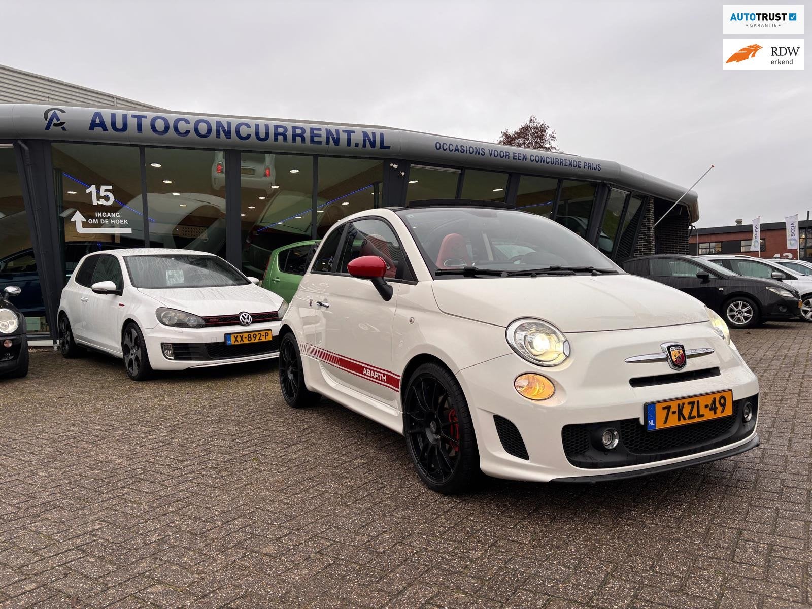Fiat 500 C 1.4-16V Abarth, Cabrio Automaat, Leder, Carplay I, Auto's, Euro 5, 15 km/l, 4 cilinders, Cabriolet