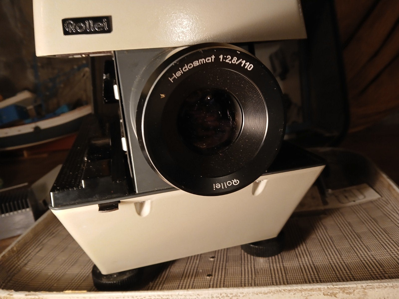 Rollei Heidosmat 1:2.8/110 Diaprojector met Koffer, Ophalen, Gebruikt, Met scherm