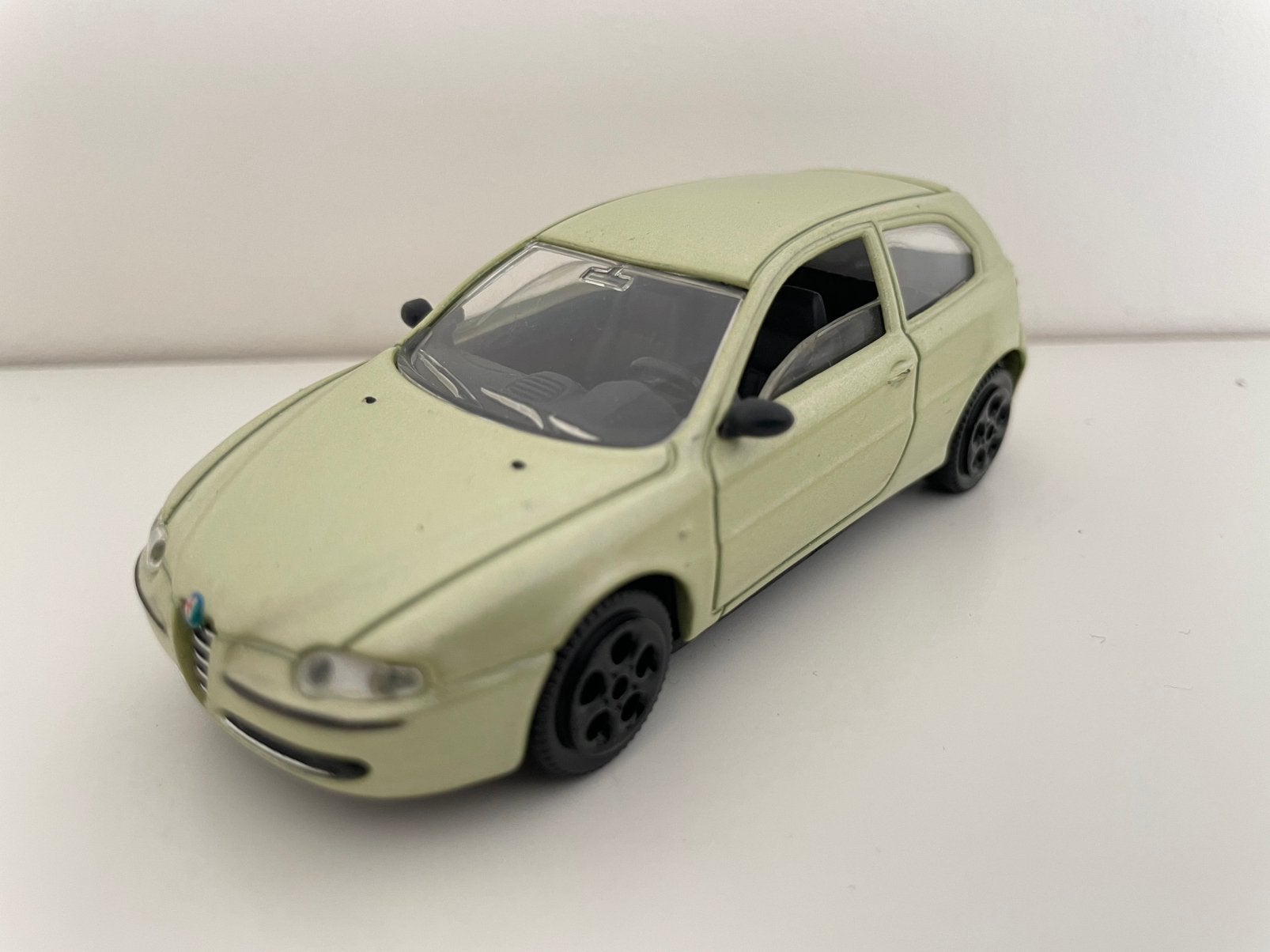 Alfa Romeo 147, Ophalen of Verzenden, Zo goed als nieuw, Auto, Overige merken