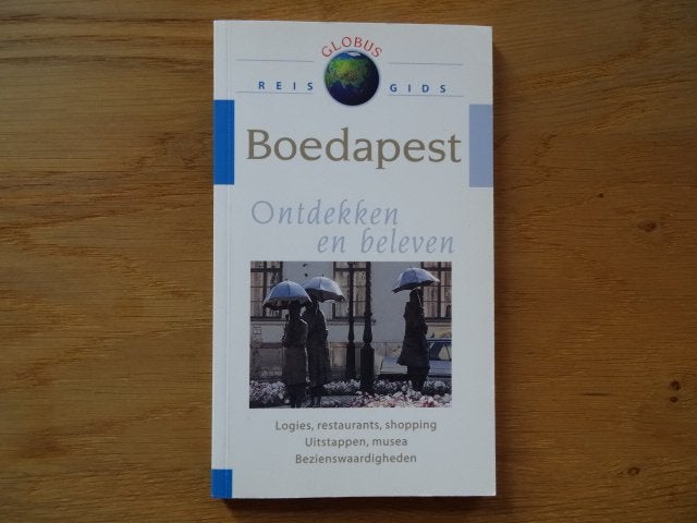 globus reisgids Boedapest, Boeken, Reisgidsen, Overige merken, Europa, Ophalen of Verzenden, Zo goed als nieuw