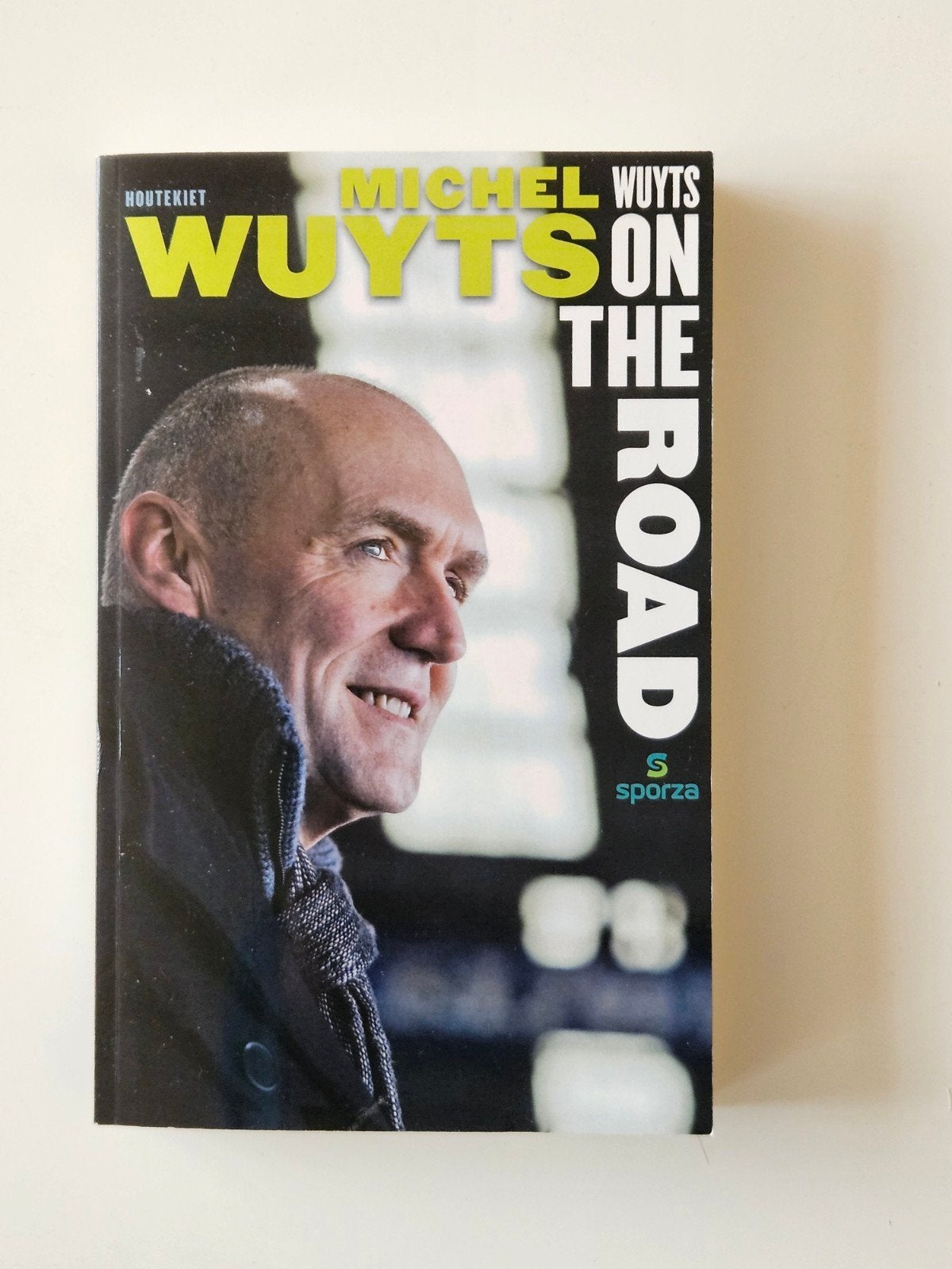 Michel Wuyts On The Road - Wielrennen Boek, Ophalen of Verzenden, Zo goed als nieuw, Michel Wuyts, Lopen en Fietsen