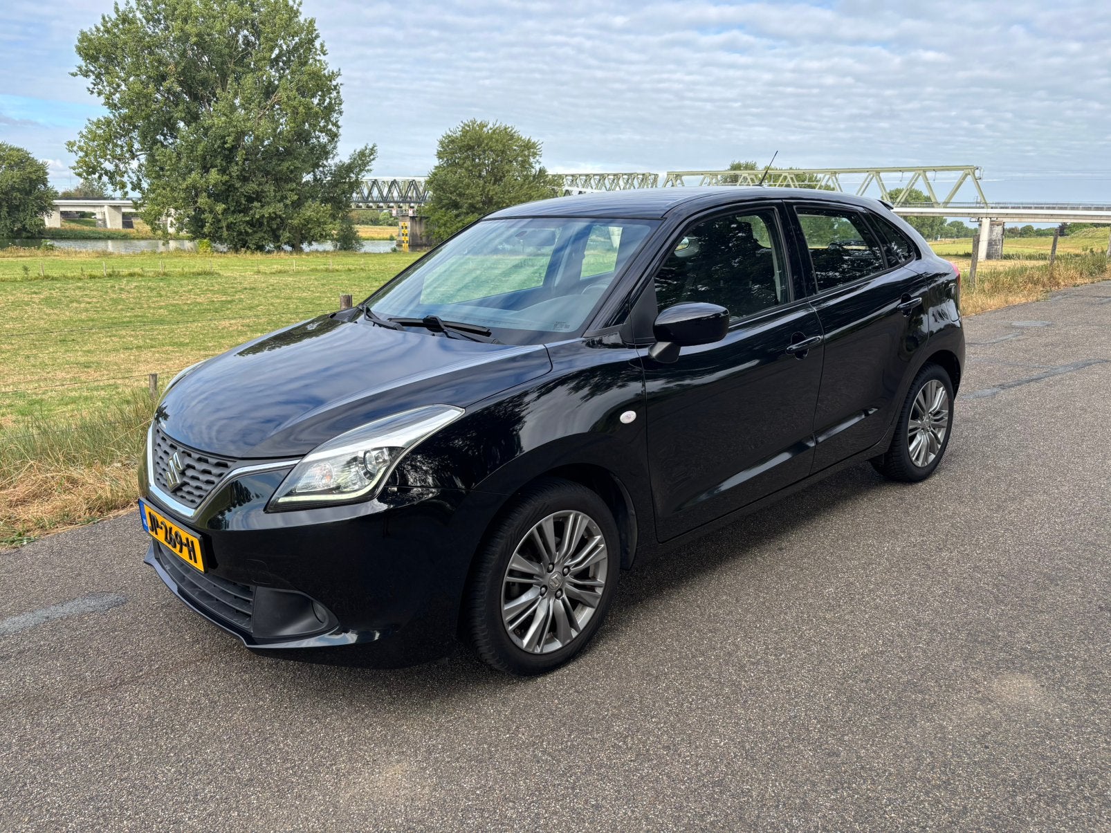 Suzuki Baleno 1.2 Dualjet 90pk 2016 Zwart