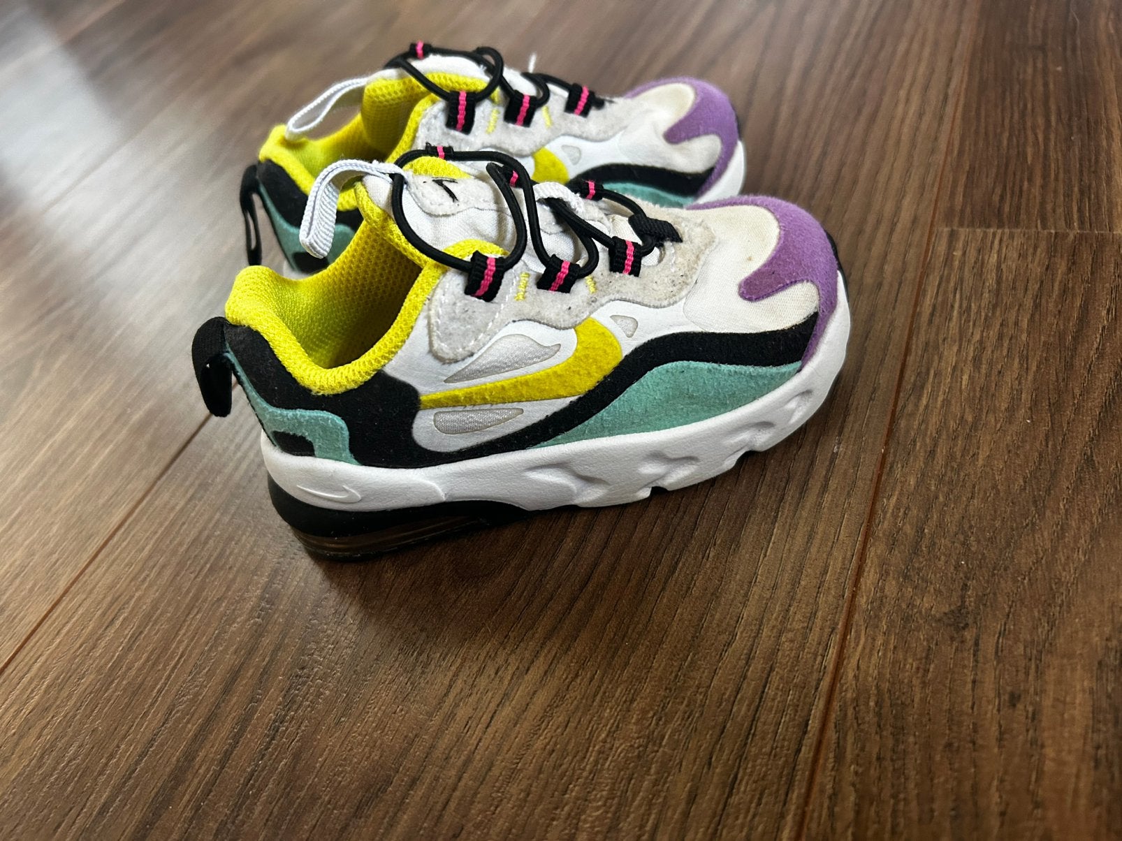 Nike Air React 70, Ophalen of Verzenden, Zo goed als nieuw, Schoenen