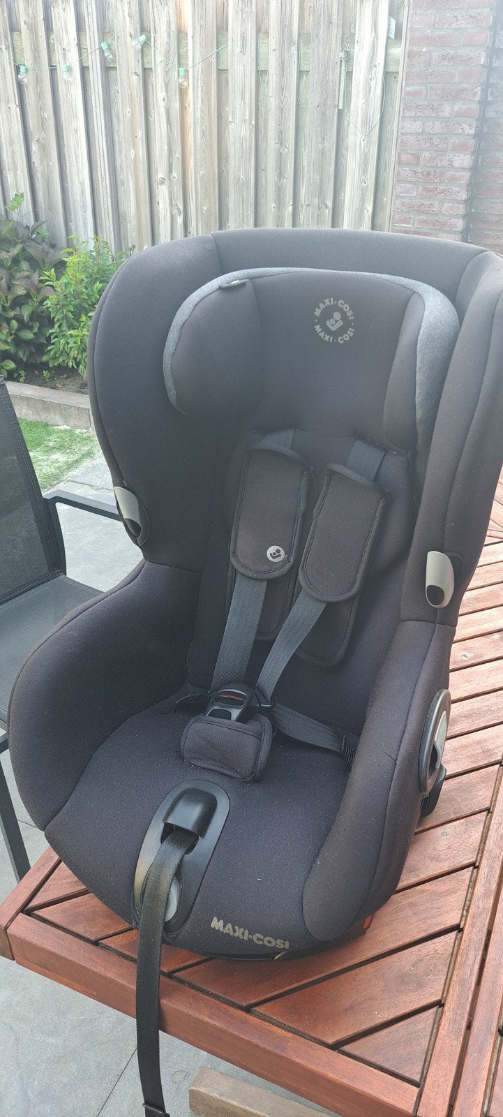 Maxi Cosi Axiss Autostoel - Draaibaar en Veilig, Ophalen, Verstelbare rugleuning, 9 t/m 18 kg, Maxi-Cosi
