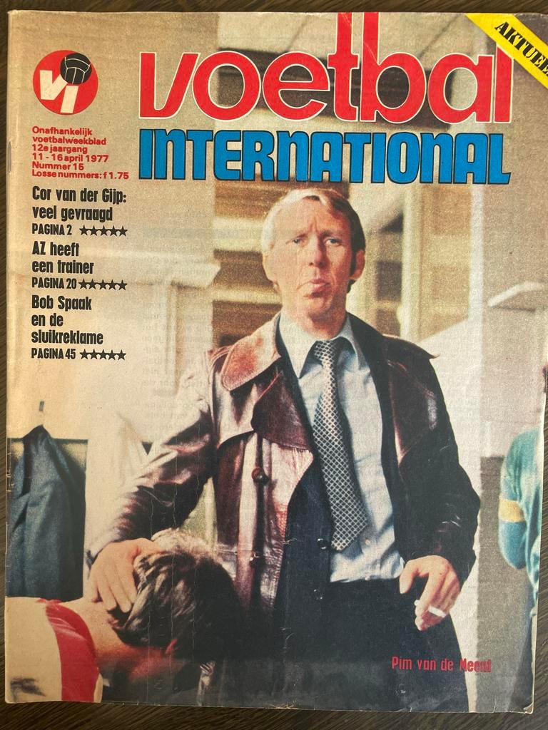 Voetbal International no. 15 uit 1977, Boeken, Tijdschriften en Kranten, Ophalen of Verzenden, Gelezen, Sport en Vrije tijd