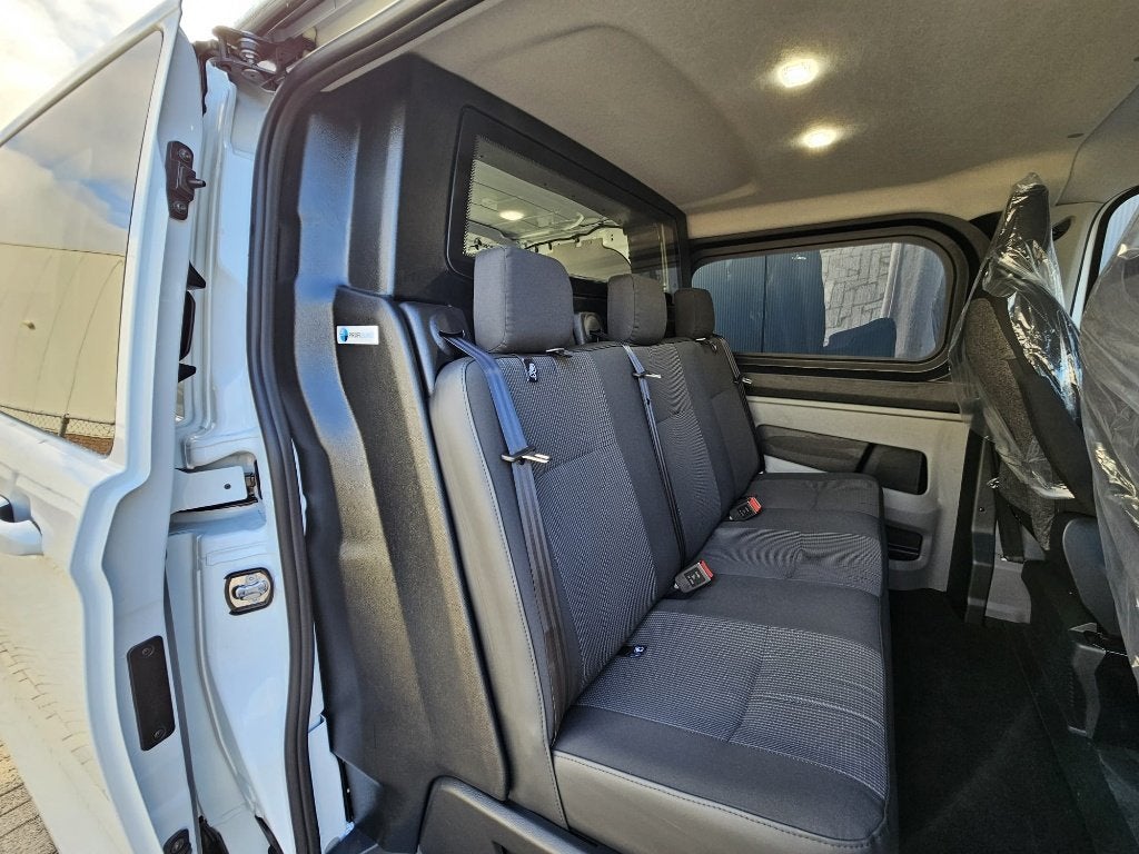 Dubbele cabine voor de nieuwe VW T7!, Ophalen