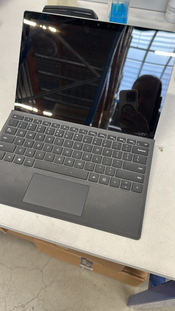 Microsoft Surface Pro 7+ | i5-11e | 8GB | 256GB SSD, Ophalen, 256 GB, 2 tot 3 Ghz, Qwerty