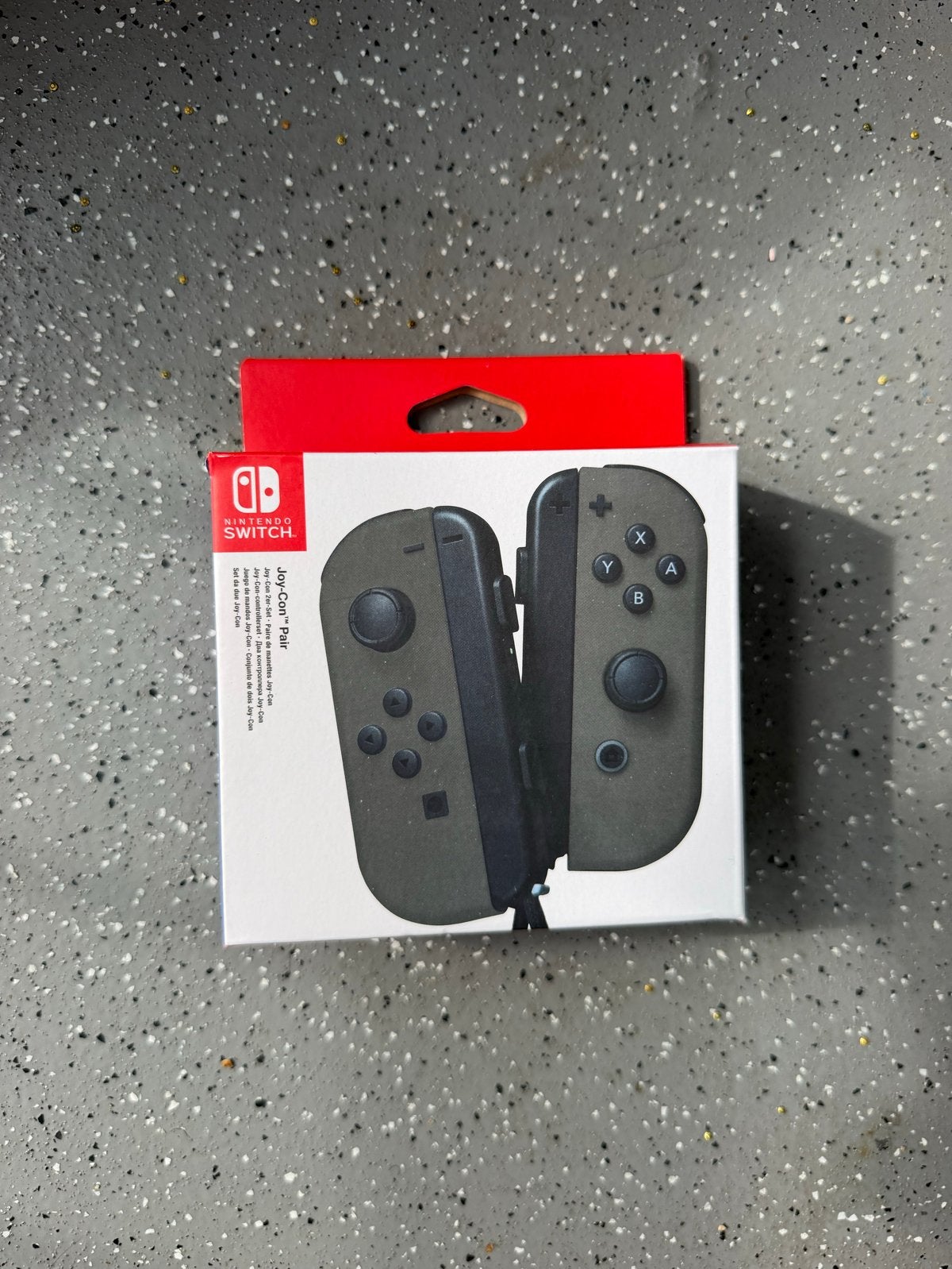 Foto 2 van Nintendo Switch Joy-Con Grijs - Nieuw in doos