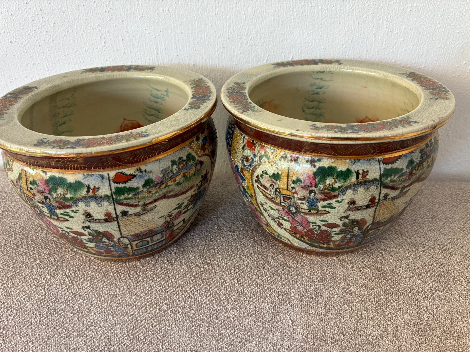 Oude Chinese bloempotten/cachepot Koi Karpers, Ophalen, Rond, Zo goed als nieuw, Aardewerk
