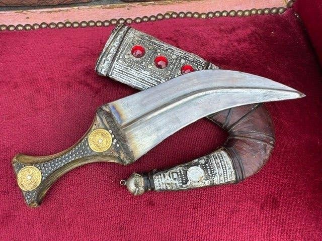 oude Oosterse dolk-Omani dagger-Kandjar-Jambiya, Verzamelen, Ophalen of Verzenden, Overige soorten, Overige gebieden, Mes of Dolk