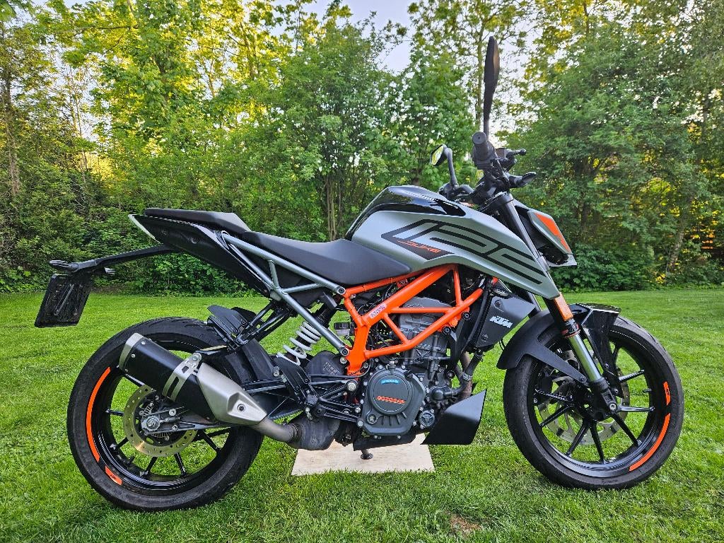 KTM 125 DUKE E3995,-, Motoren, Motoren | KTM, Particulier, Naked bike, 11 kW of minder, 1 cilinder, Minimaal motorrijbewijs A1
