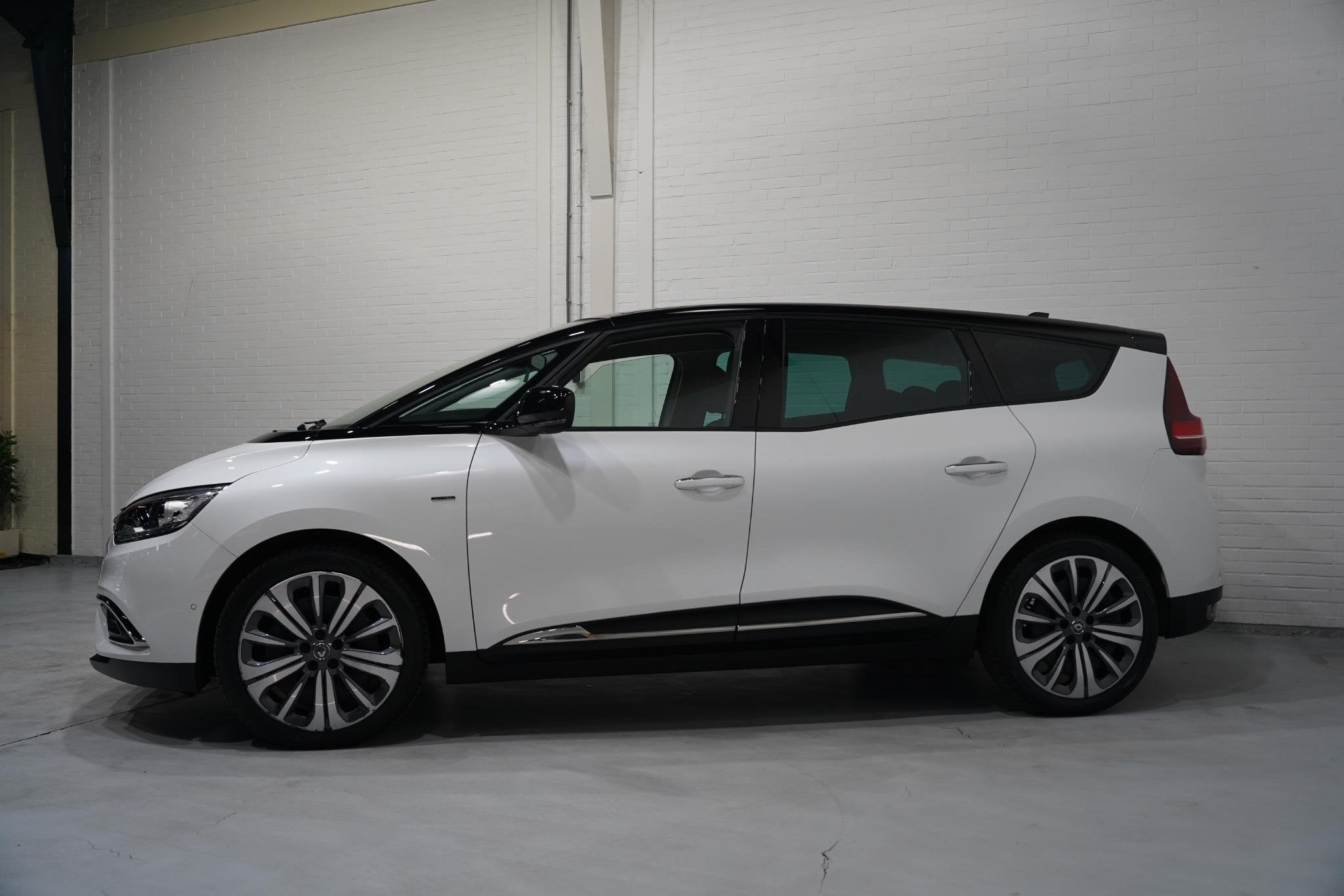 Renault Grand Scénic 1.3 TCe Limited 7p. NAP Navi Clima PDC, Auto's, Stof, Euro 6, 4 cilinders, 7 stoelen
