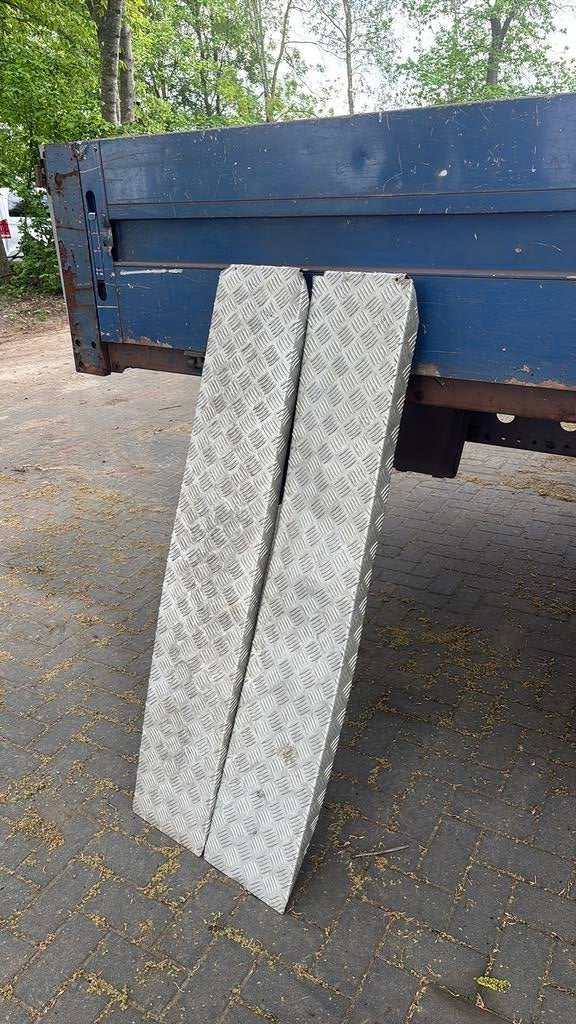 Oprij platen aluminium, Ophalen of Verzenden, Gebruikt, Aluminium