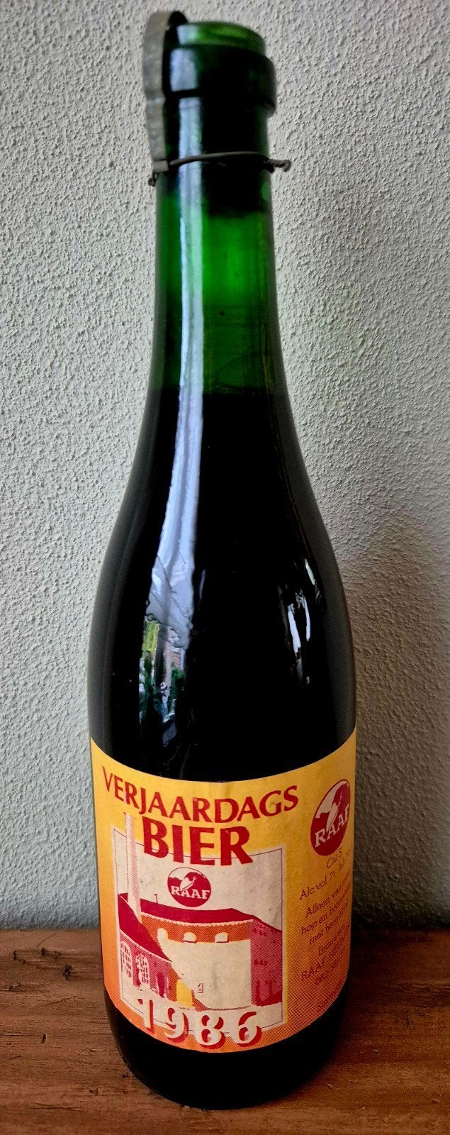 Fles 1986 Verjaardags bier Brouwerij Raaf te Heumen. verzam., Ophalen of Verzenden, Zo goed als nieuw, Flesje(s), Overige merken