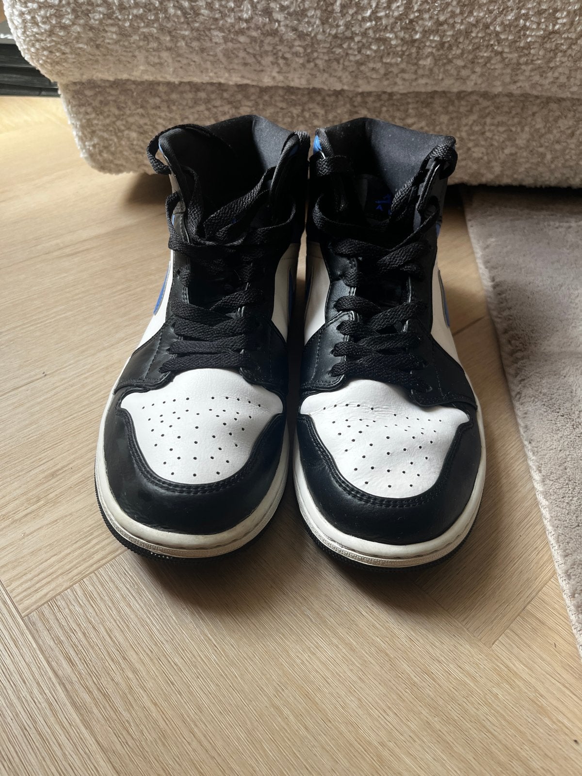Nike Jordan 1 Mid White Racer Blue - Maat 44, Ophalen of Verzenden, Zo goed als nieuw, Wit, Sneakers of Gympen