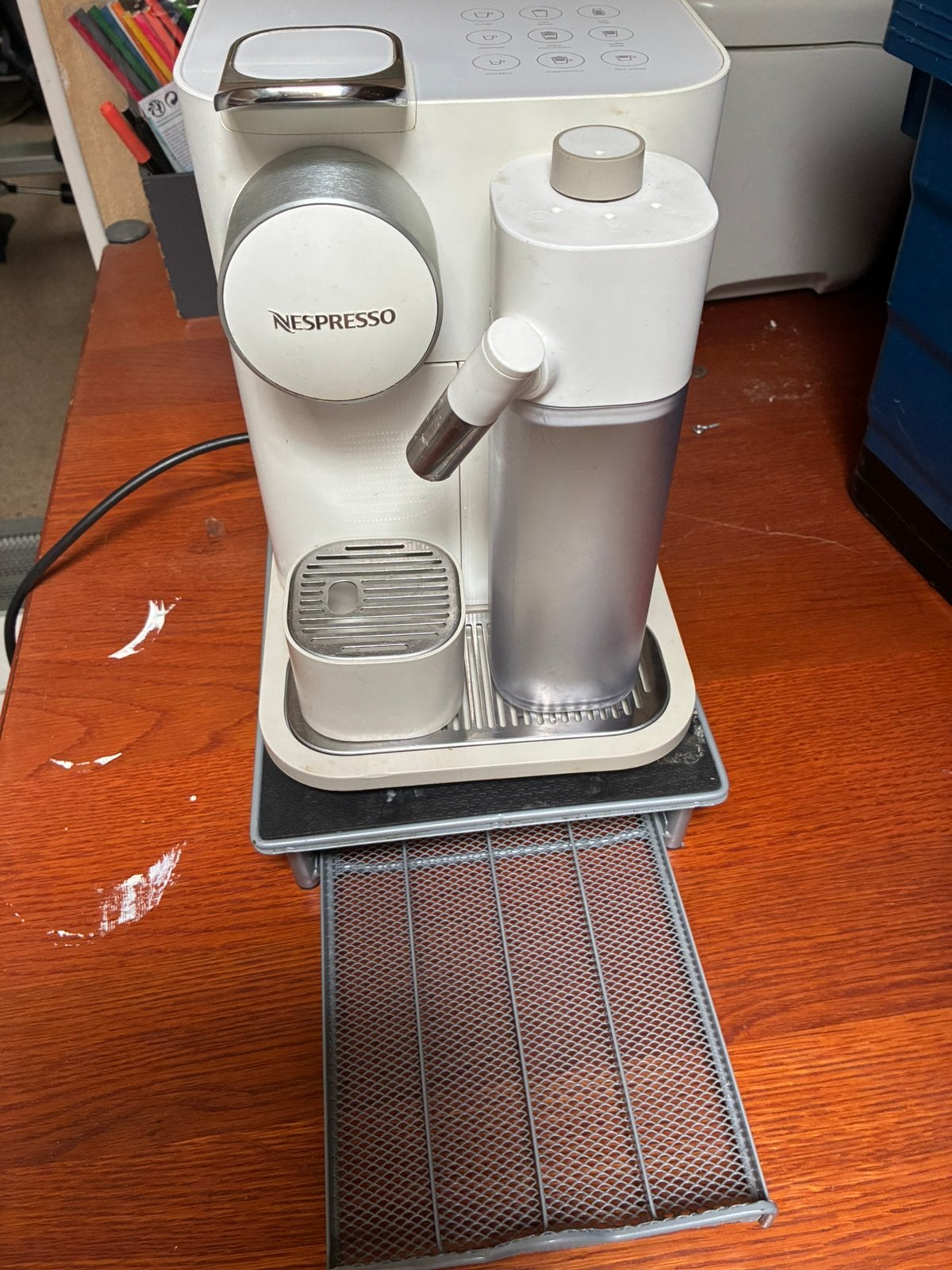 Nespresso Gran Lattissimi, Witgoed en Apparatuur, Koffiezetapparaten, Ophalen of Verzenden, Zo goed als nieuw, Koffiemachine