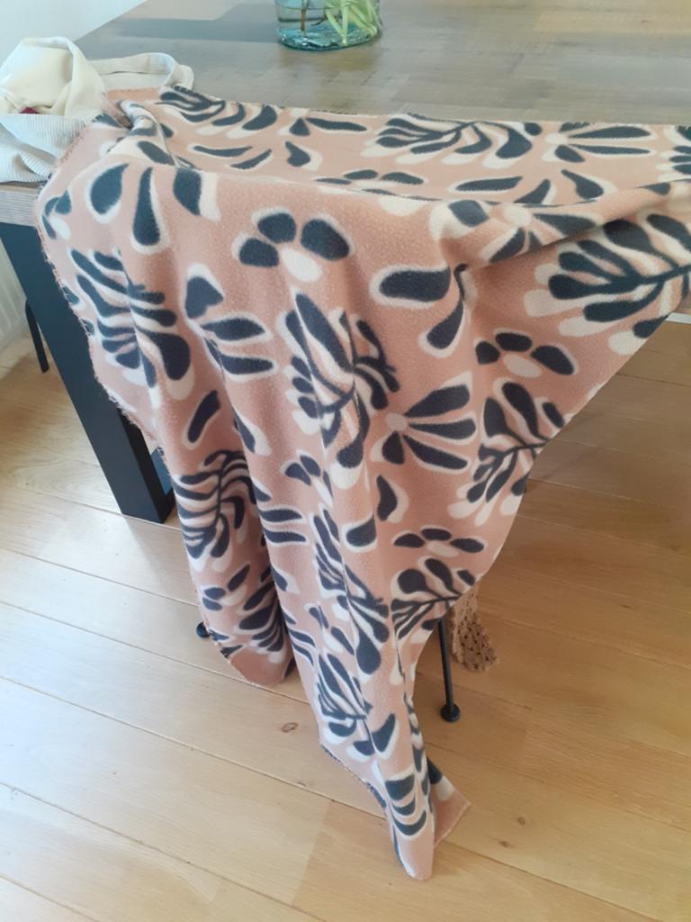 Zwart oud roze  plaid, Ophalen, Zo goed als nieuw