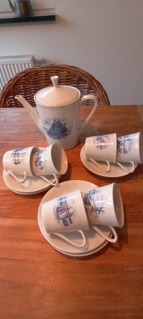 servies Bavaria boerenleven blauw/wit, Gebruikt, Ophalen of Verzenden, Bord(en), Overige stijlen