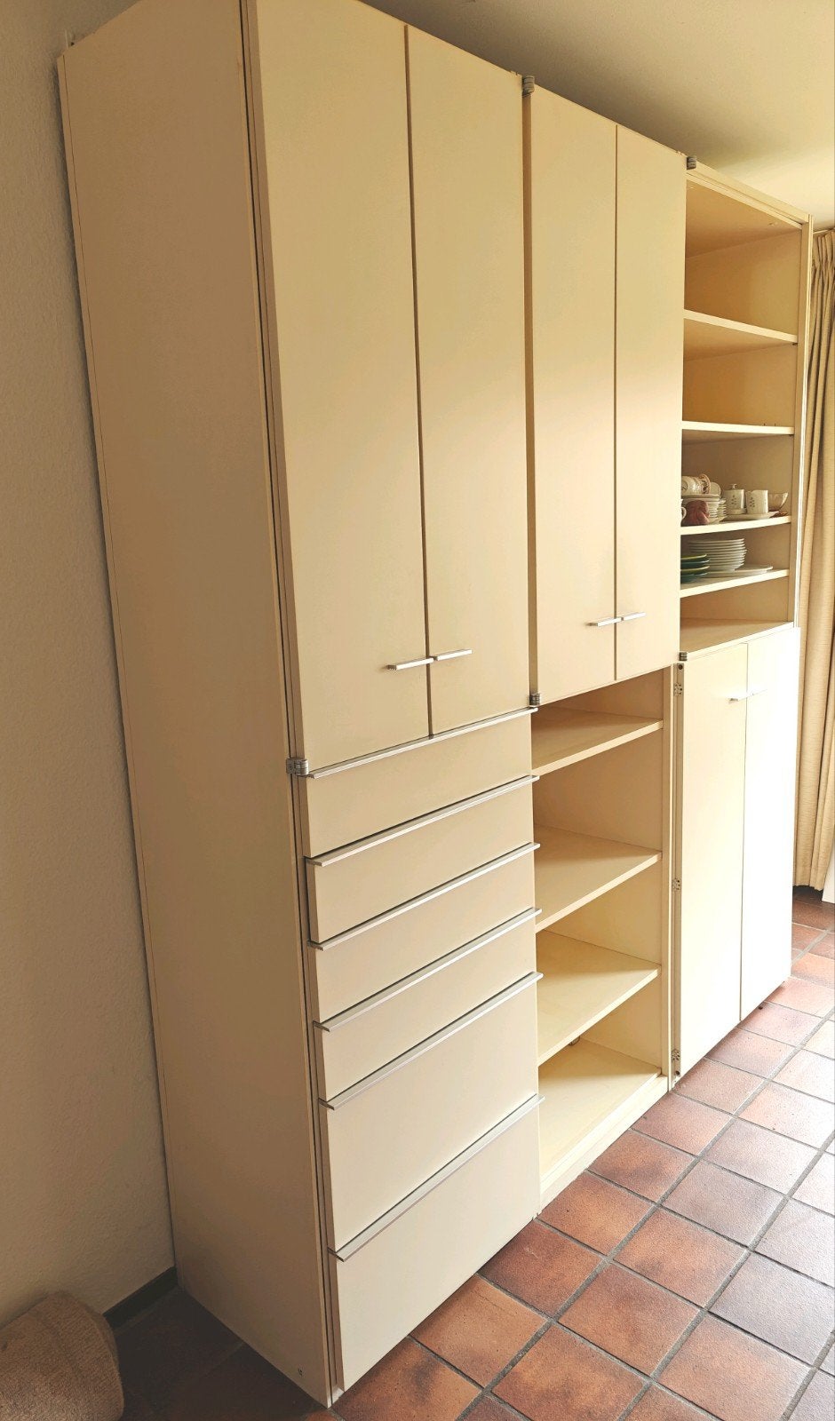 Gratis ruime wandkast., Ophalen of Verzenden, Gebruikt, Hoekkeuken