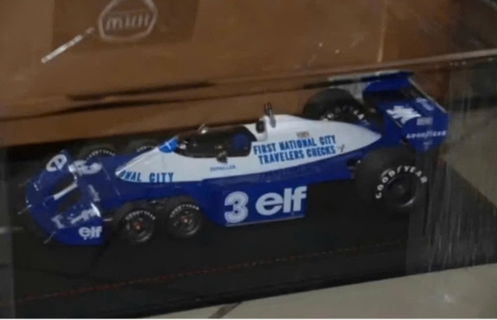 1:18 TYRELL F1 P34 Depailler #3 MY COLLECTION in box WRH, Hobby en Vrije tijd, Modelauto's | 1:18, Verzenden, Zo goed als nieuw