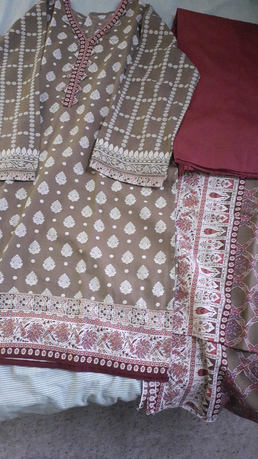 Indian bollywood salwar kameez 3 delig oksel tot oksel, Ophalen of Verzenden, Zo goed als nieuw, Maat 46/48 (XL) of groter, Overige typen