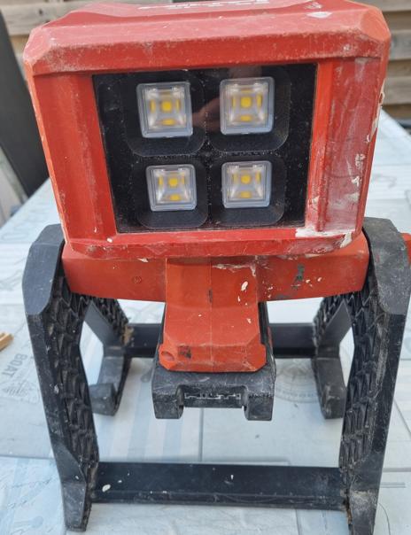 Bouw lamp Hilti SL-6-22, Gebruikt, Minder dan 50 watt, Met statief, Ophalen of Verzenden