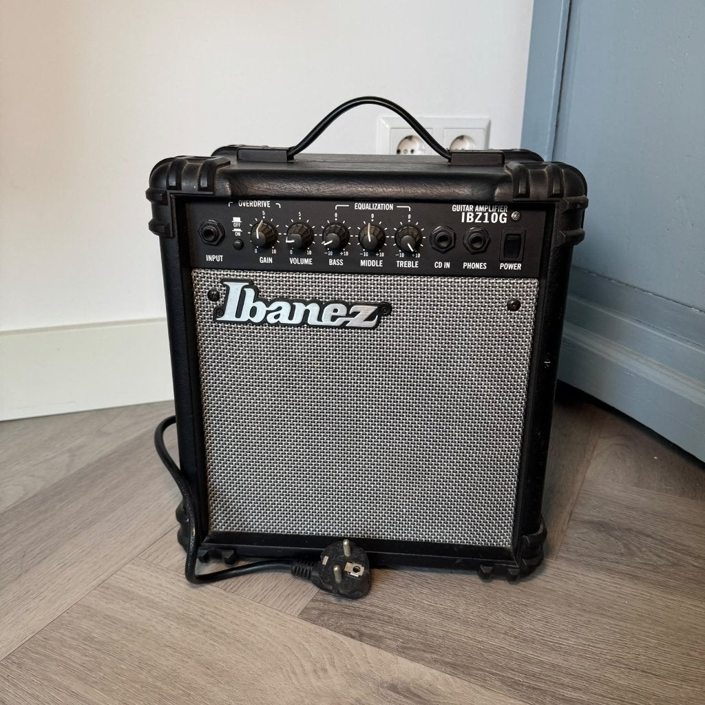Ibanez IBZ10G gitaarversterker - 10 watt - Compact, Muziek en Instrumenten, Ophalen of Verzenden, Gebruikt, Minder dan 50 watt