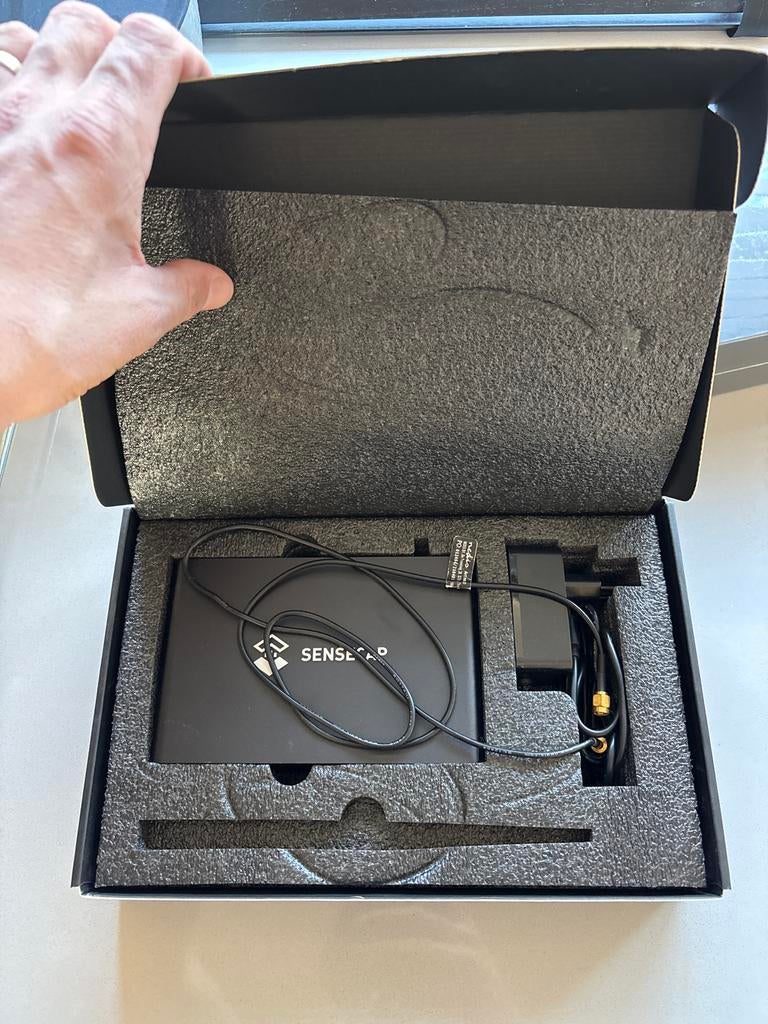 Sensecap M1 Helium Miner (geopend, evt. met antenne), Ophalen, Zo goed als nieuw