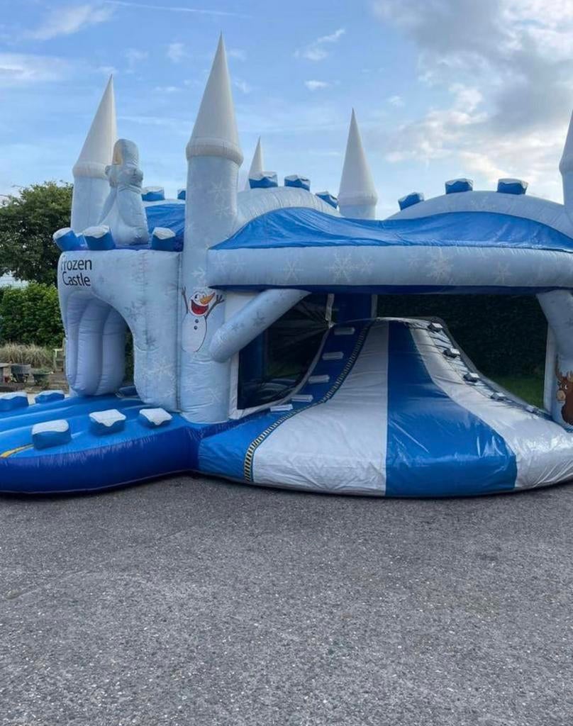 Frozen Springkussen te huur – Kinderfeestje / Verjaardag, Ophalen of Verzenden, Gebruikt