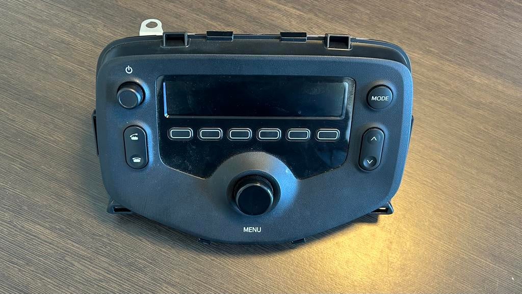 Bluetooth radio Peugeot 108 / Citroën C1 – in nette staat, Auto diversen, Ophalen of Verzenden, Zo goed als nieuw